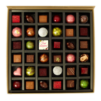 Kuldne kommikarp 36 šokolaadiga- Head naistepaeva-Golden gift box with 36 chocolates-Happy Womens Day