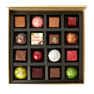 16 kommiga Aitah Opetaja- chocolate box with 16 chocolates Thank you Teacher