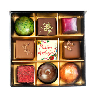 Must kommikarp 9 šokolaadiga Parim Opetaja- Black gift box with 9 chocolates Best Teacher