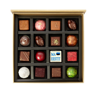 16 kommiga Ma Armastan Eestit- chocolate box with 16 chocolates I love Estonia