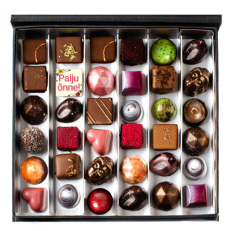 36 kommiga must karp-Palju onne-Black chocolate box with 36 chocolates-Happy Birthday-2024
