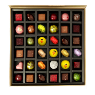 2026-Kuldne-kommikarp-36-šokolaadiga-Lihavotted-Easter-Golden-gift-box-with-36-chocolates